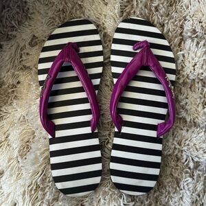 Henri Bendel Purple Patent Leather Flip Flops